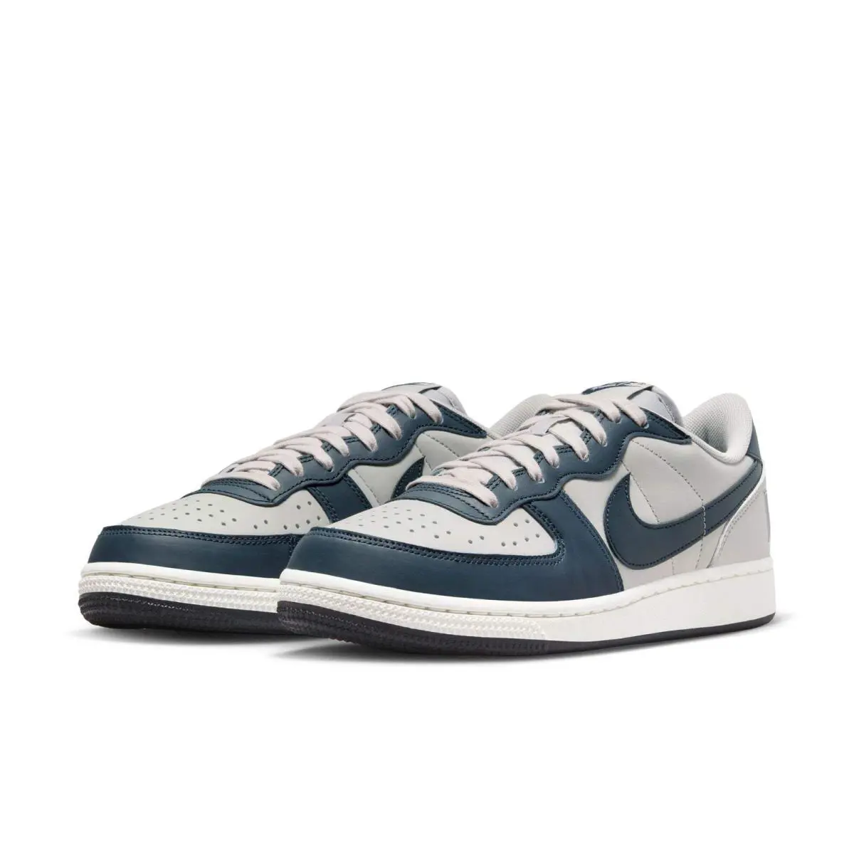 Nike shoes 0
