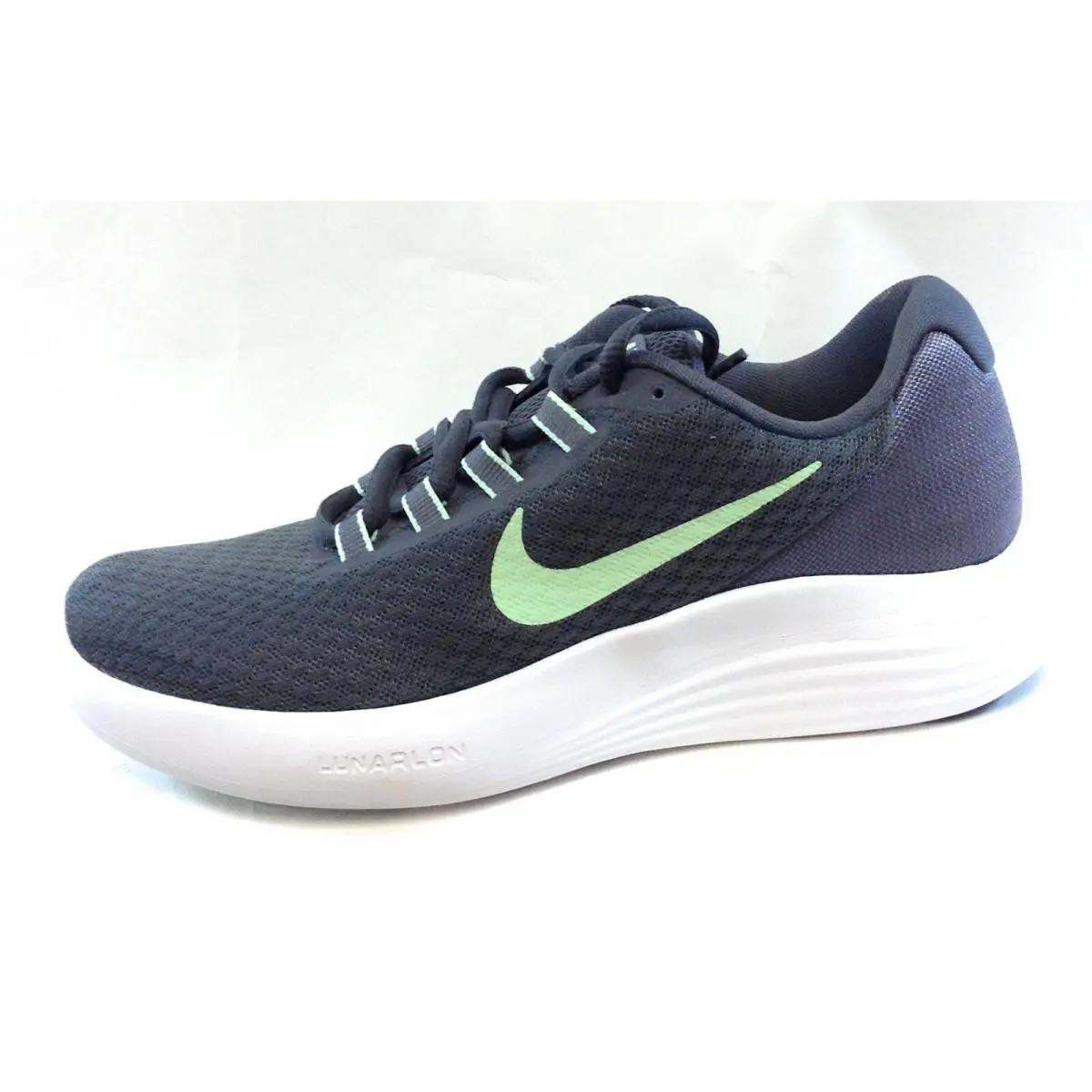 Nike shoes - Grey 0