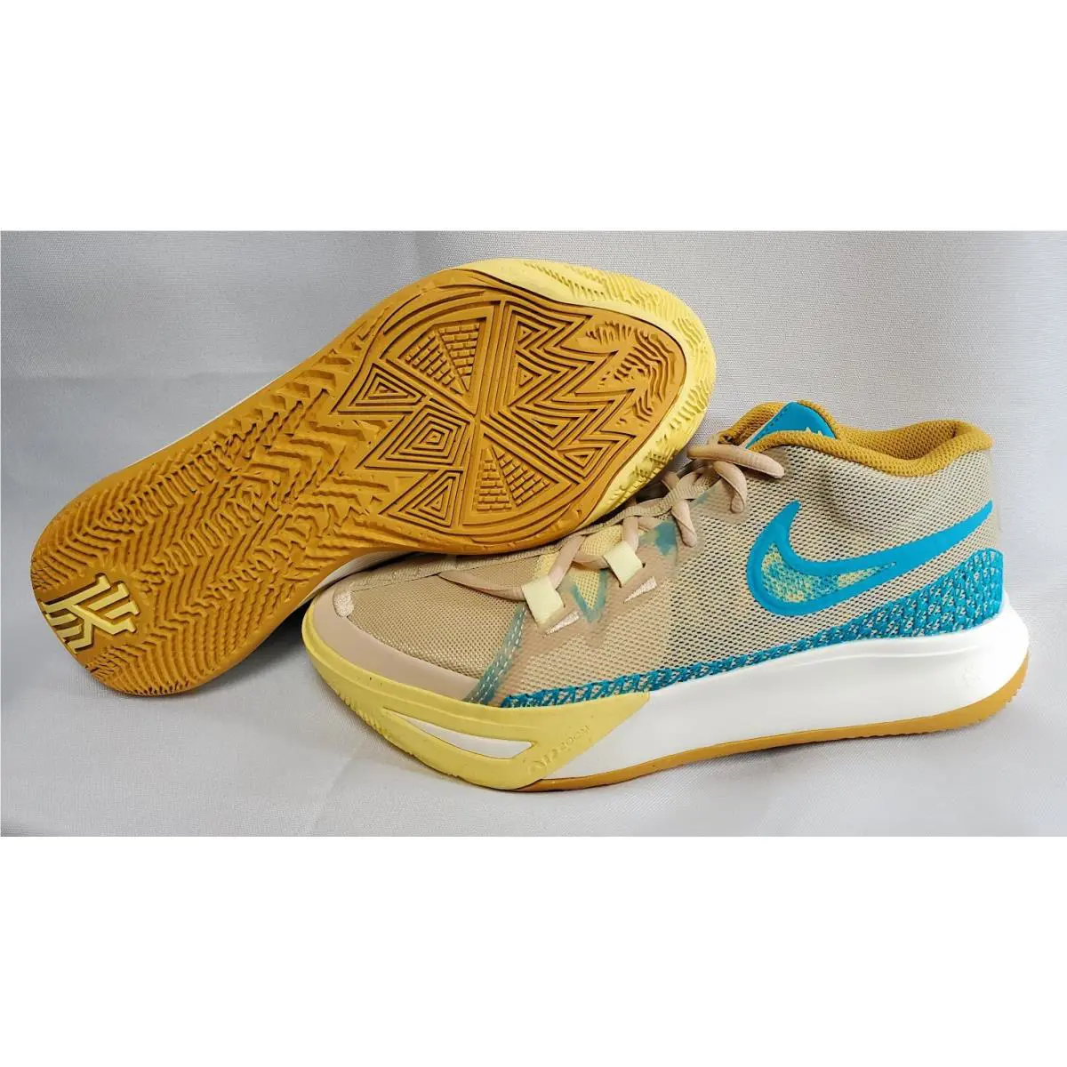 Nike shoes - Nike Kyrie Flytrap 6 - Kyrie Flytrap - DM1125 100 - Tan, Manufacturer: Sanddrift 4