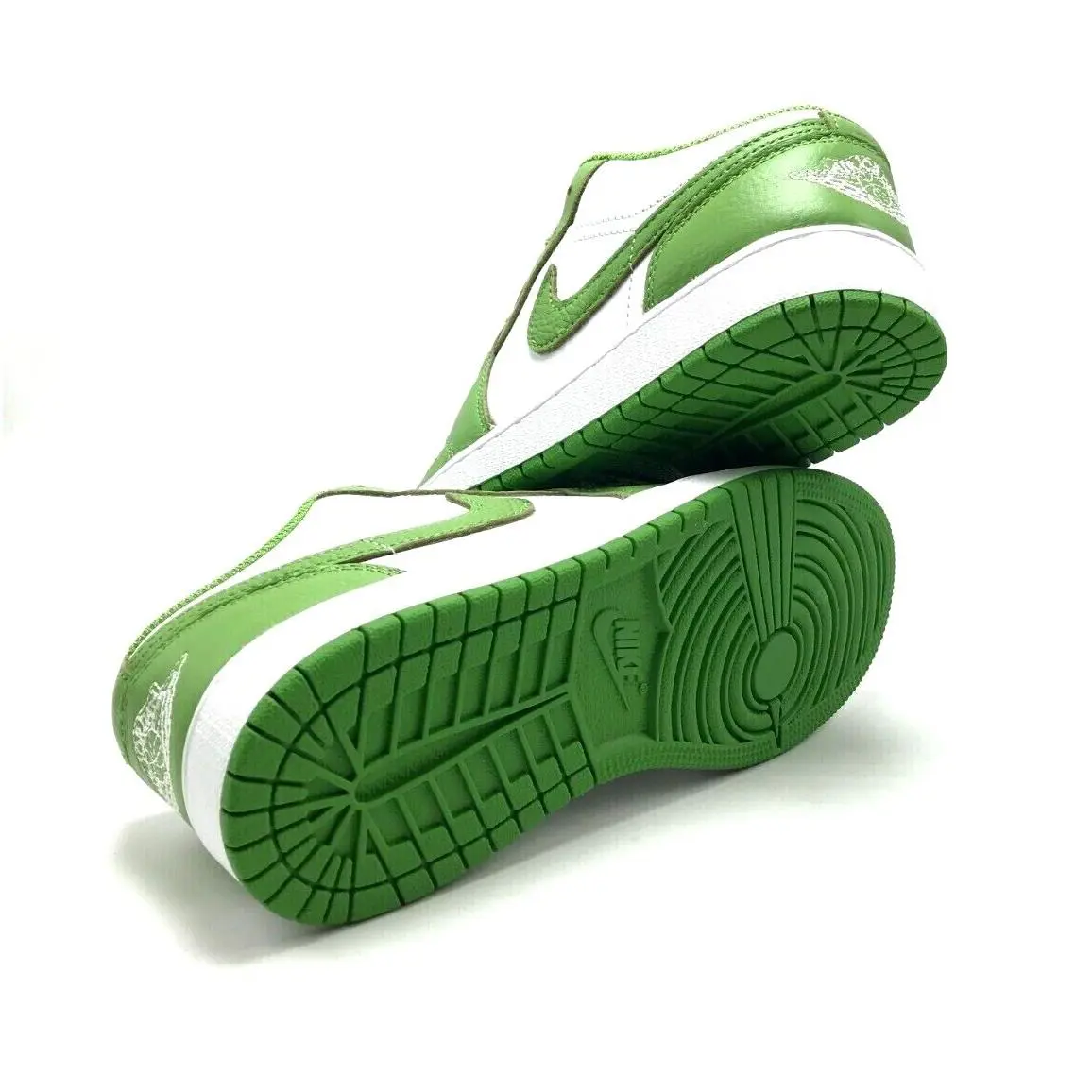 Nike shoes - Air Jordan 1 Low SE - Green 5