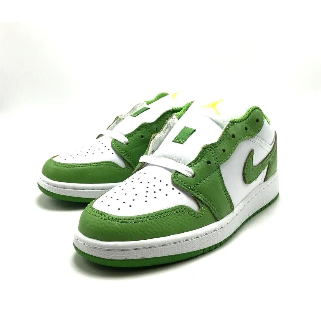 Nike shoes - Air Jordan 1 Low SE - Green 1
