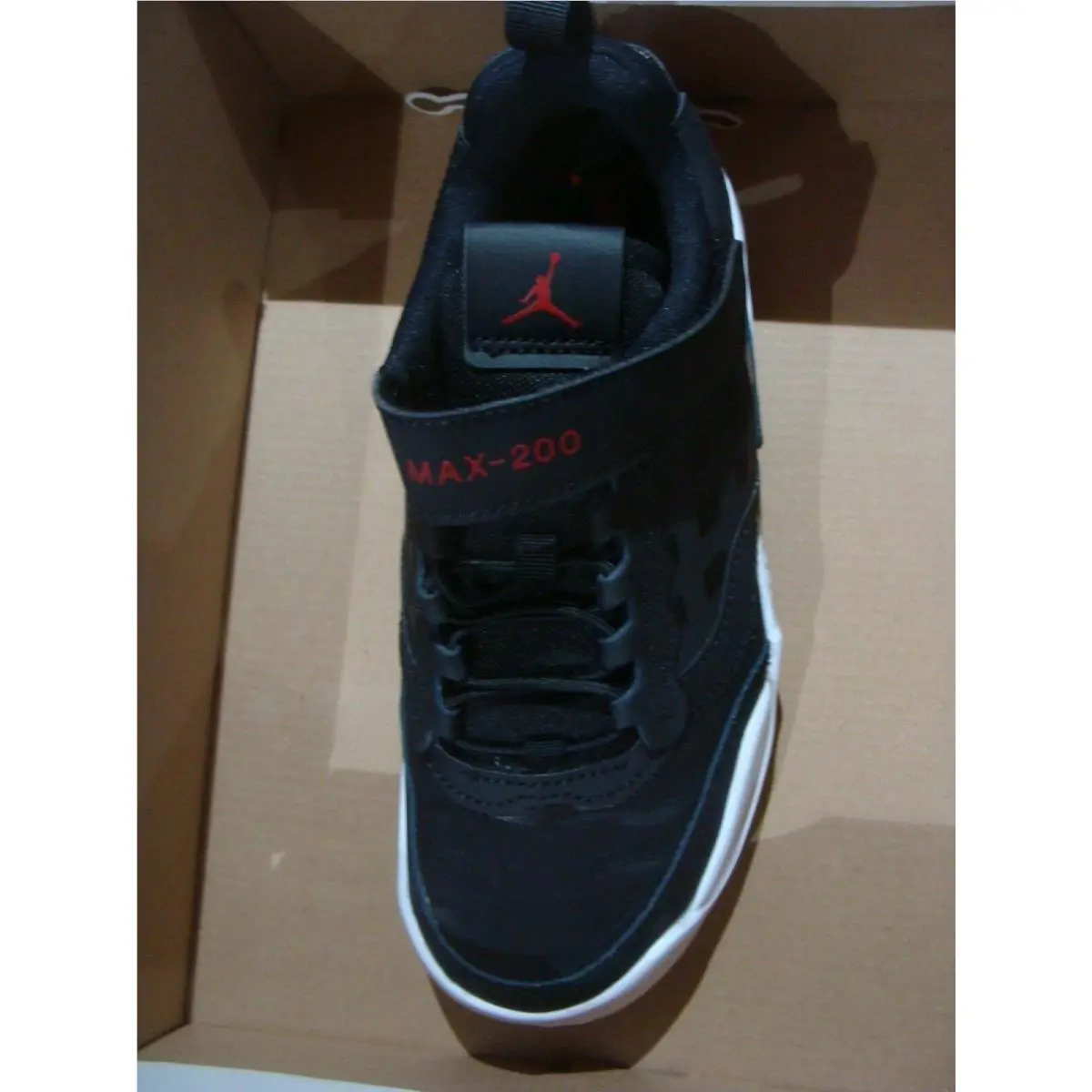 Nike shoes - Jordan Max 200 - Max - BLACK/GYM RED WHITE 1