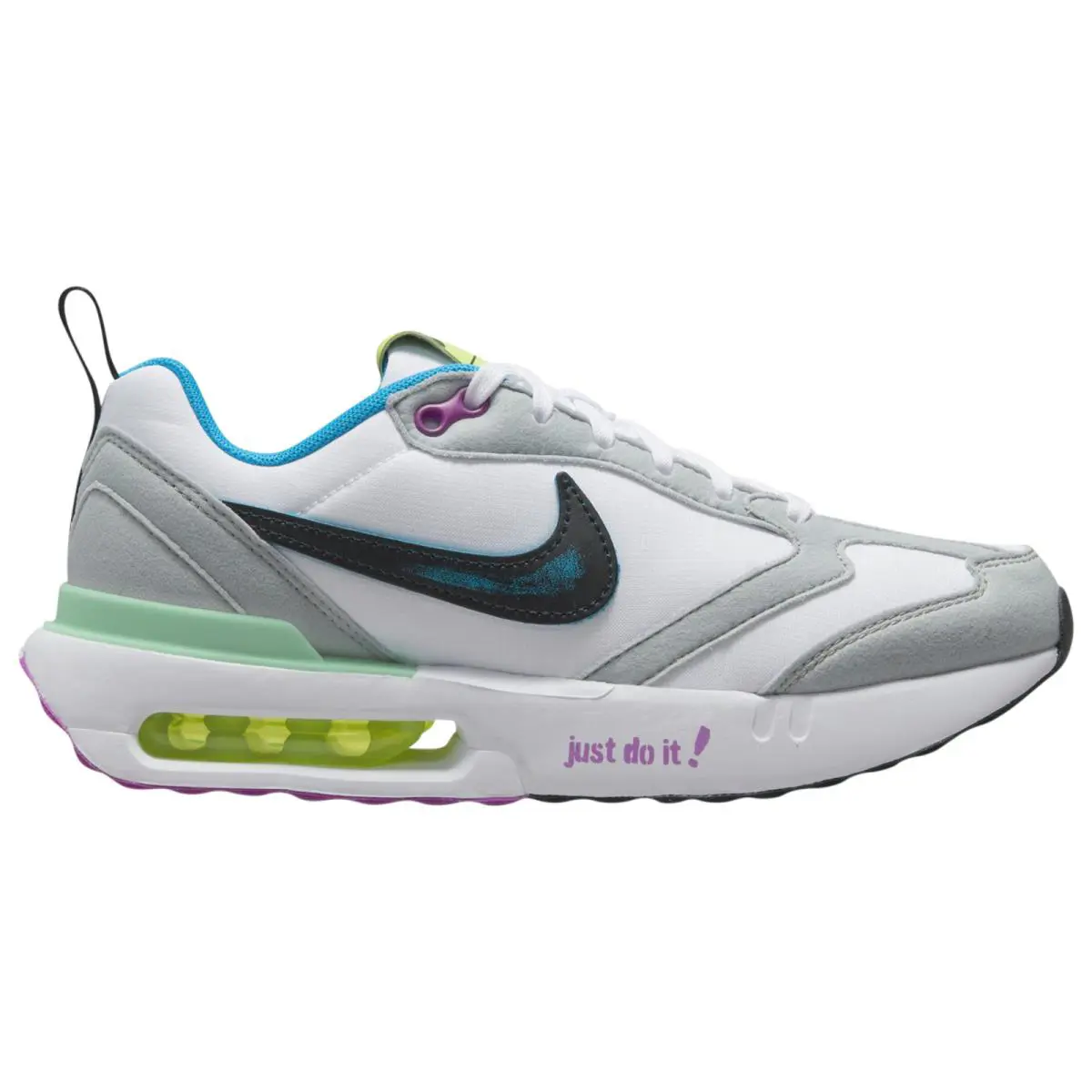 Nike shoes - White 4