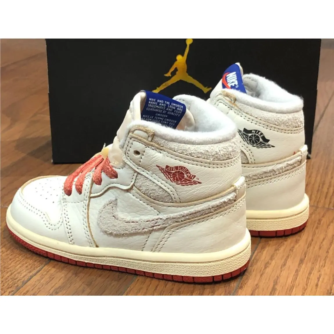Nike shoes - Air Jordan 1 - Air - SAIL 9