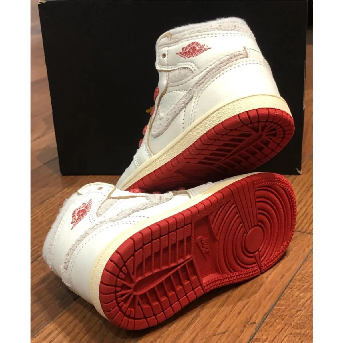 Nike shoes - Air Jordan 1 - Air - SAIL 12