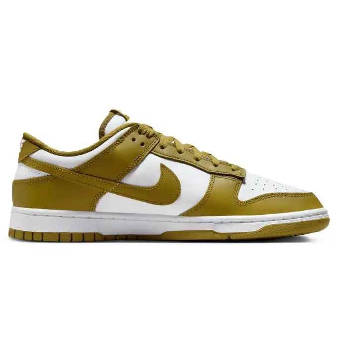 Nike shoes - White/Pacific Moss 7