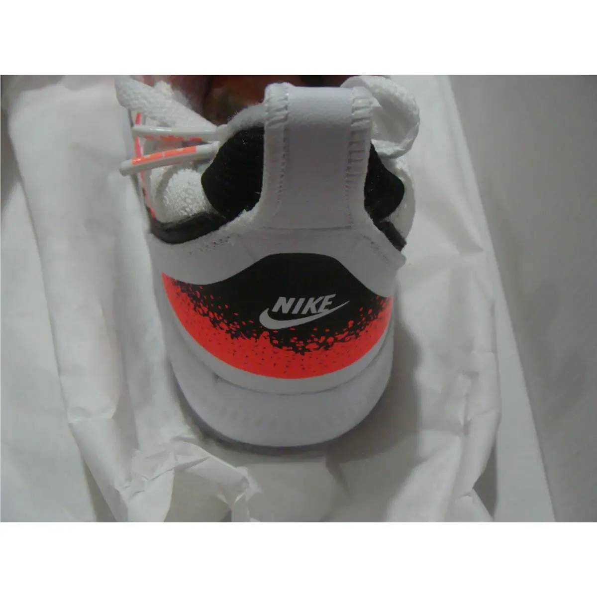 Nike shoes - WHITE/HOT LAVA FLT SILVER 3