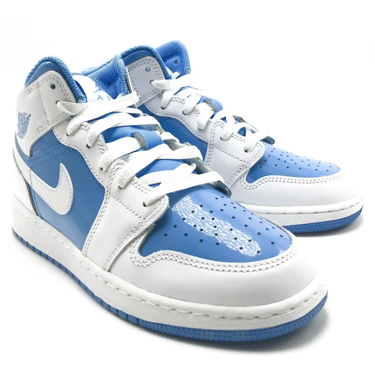 Nike shoes - Air Jordan 1 Mid SE - White 1
