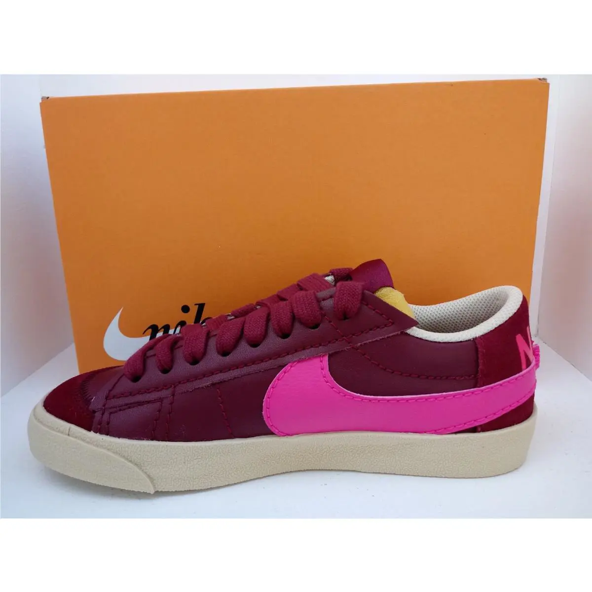 Nike shoes - NIKE BLAZER `77 JUMBO - BLAZER JUMBO - DQ1470-600 - TEAM RED/PINK-PRIME RATTAN 0