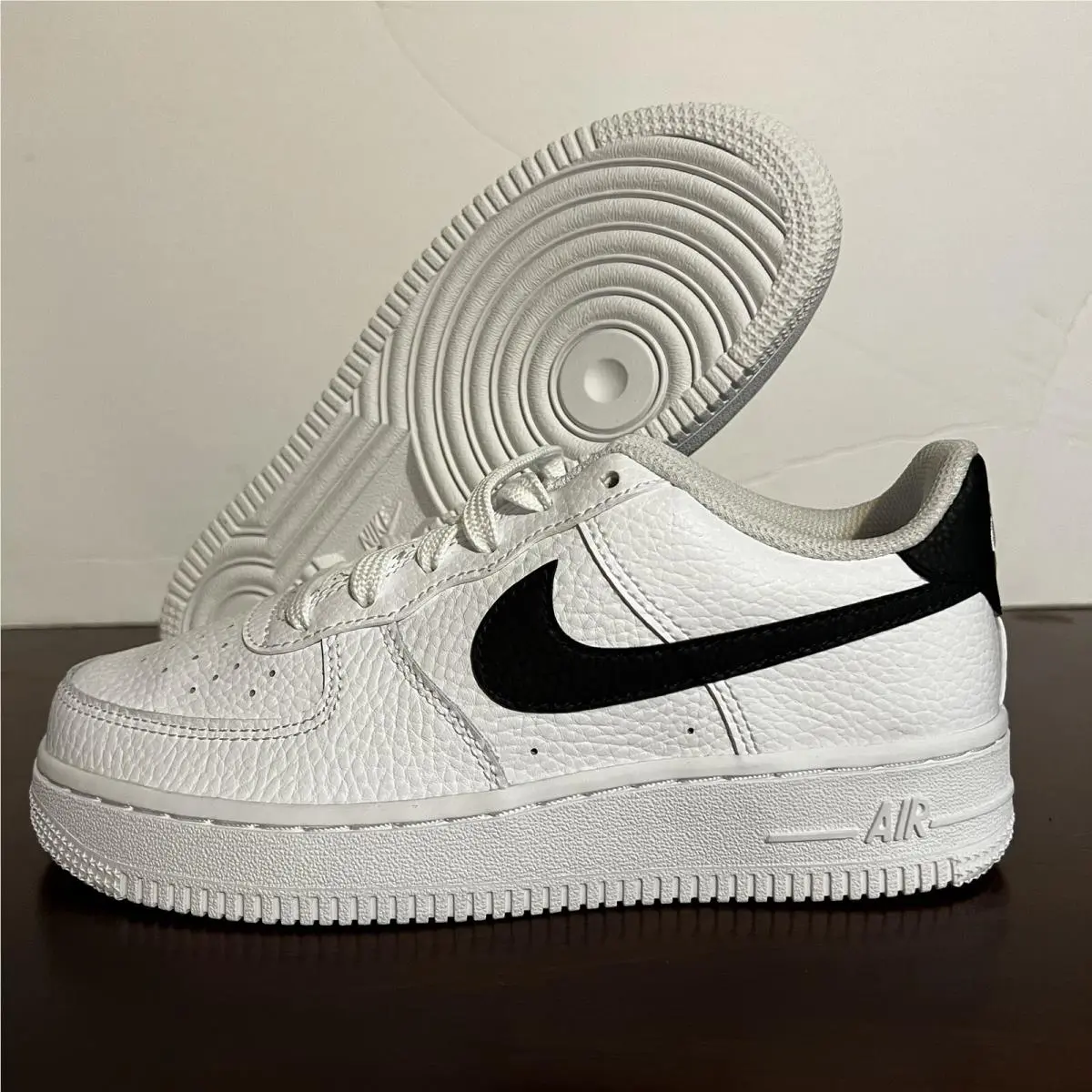 Nike shoes - Black 0