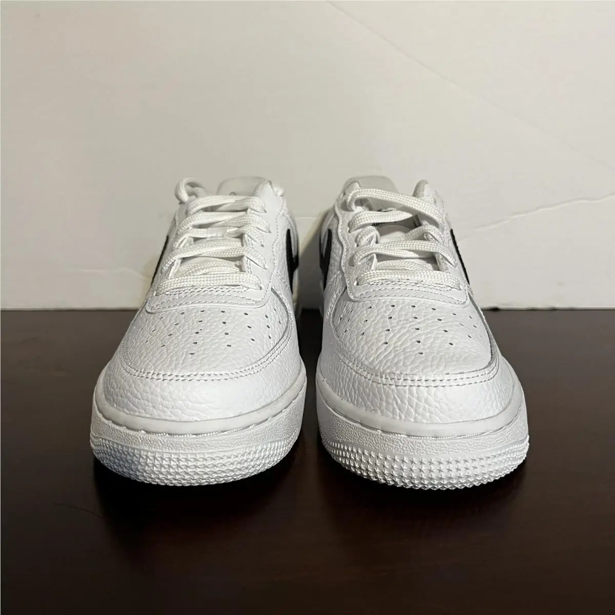 Nike shoes - Black 2