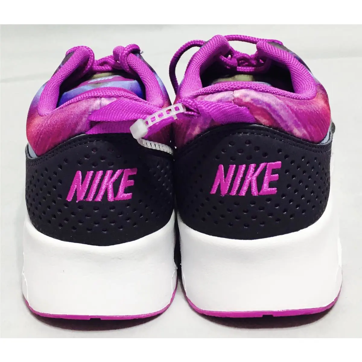 Nike shoes - Hyper Violet / Bluecap 4