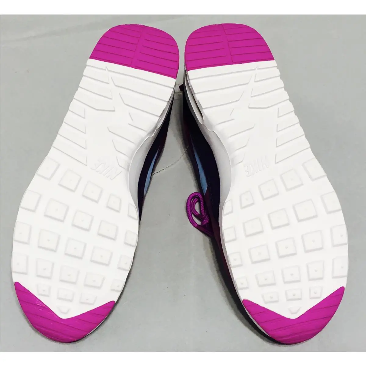 Nike shoes - Hyper Violet / Bluecap 5