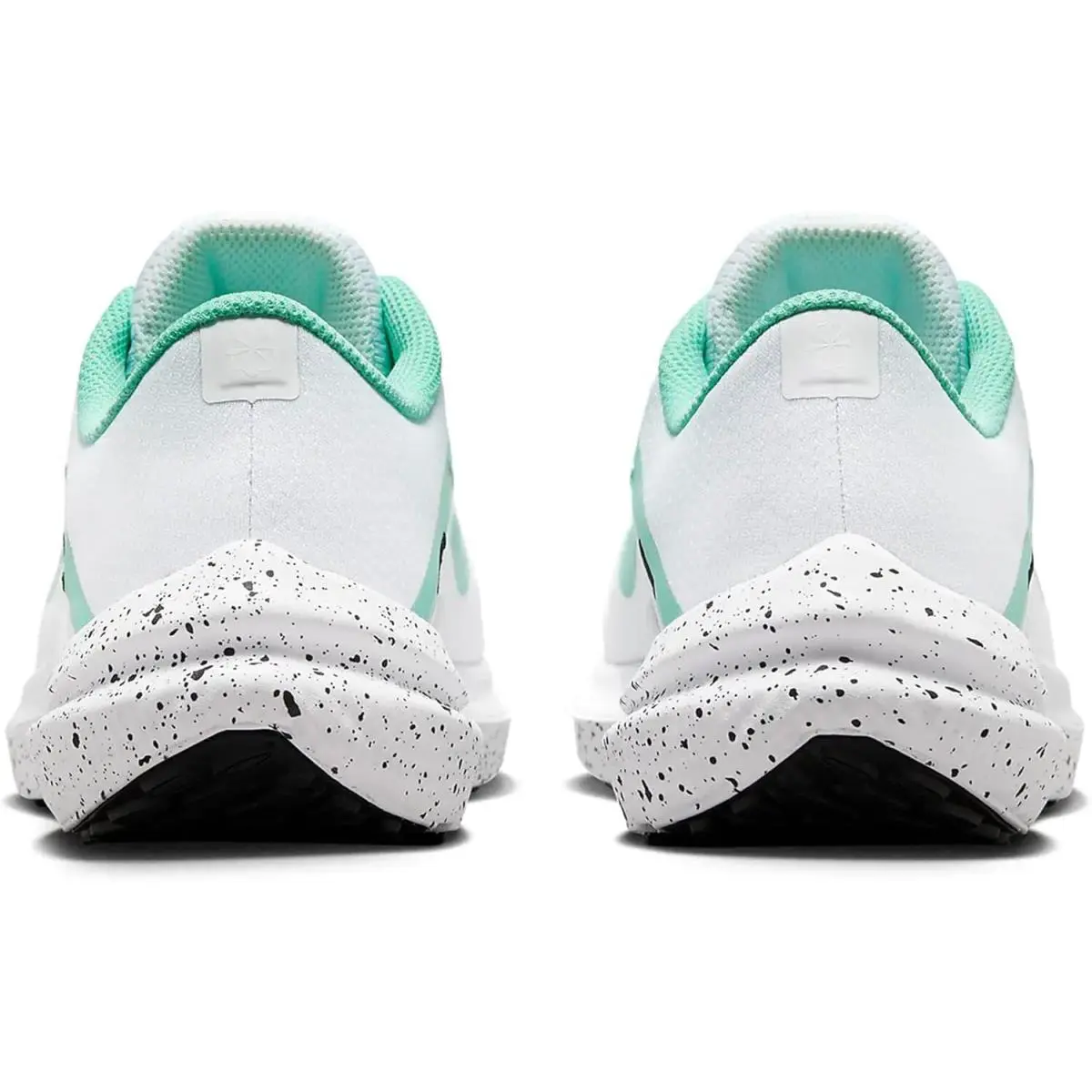 Nike shoes - White/Black 4