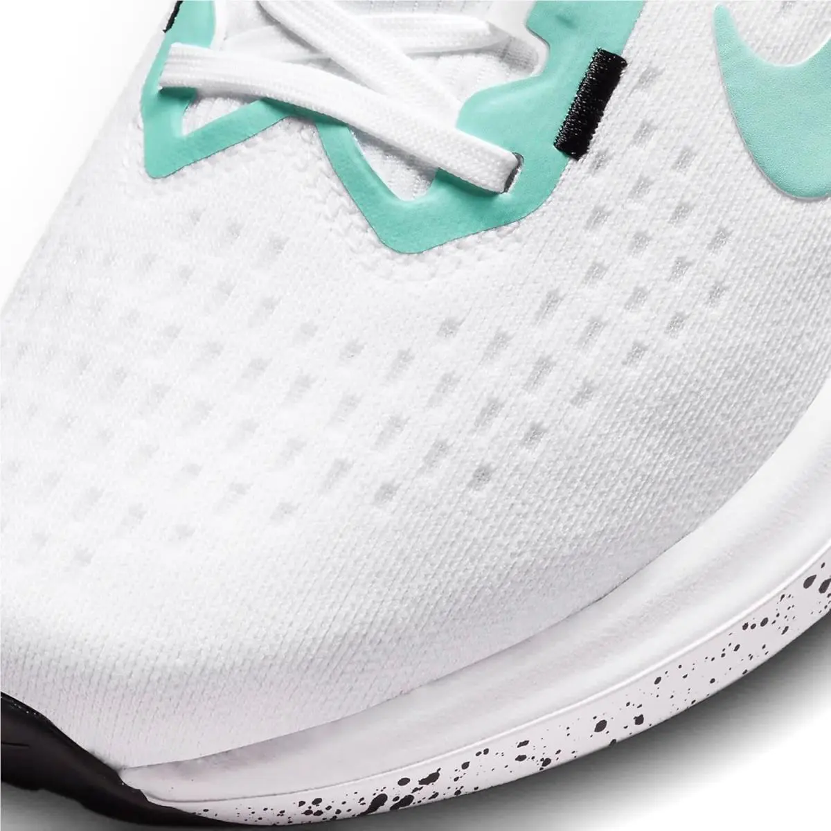 Nike shoes - White/Black 2