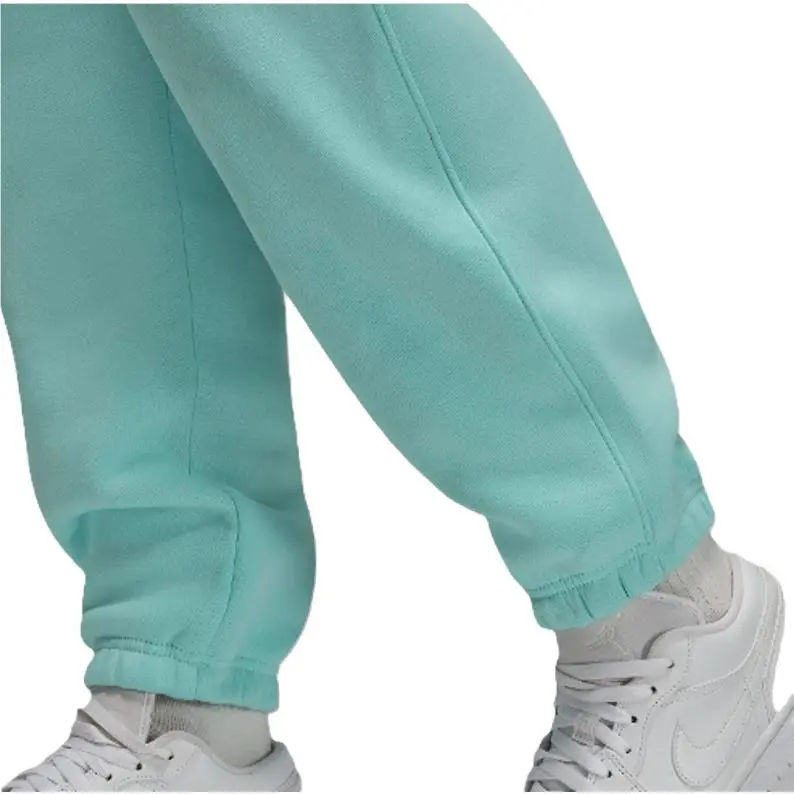 Nike clothing - Light Dew 2