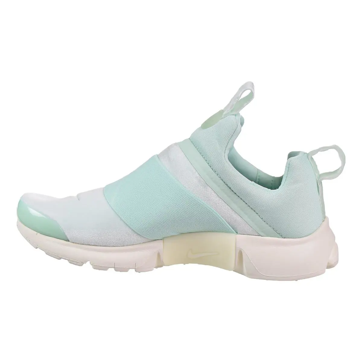 Nike shoes - Igloo/Sail 2