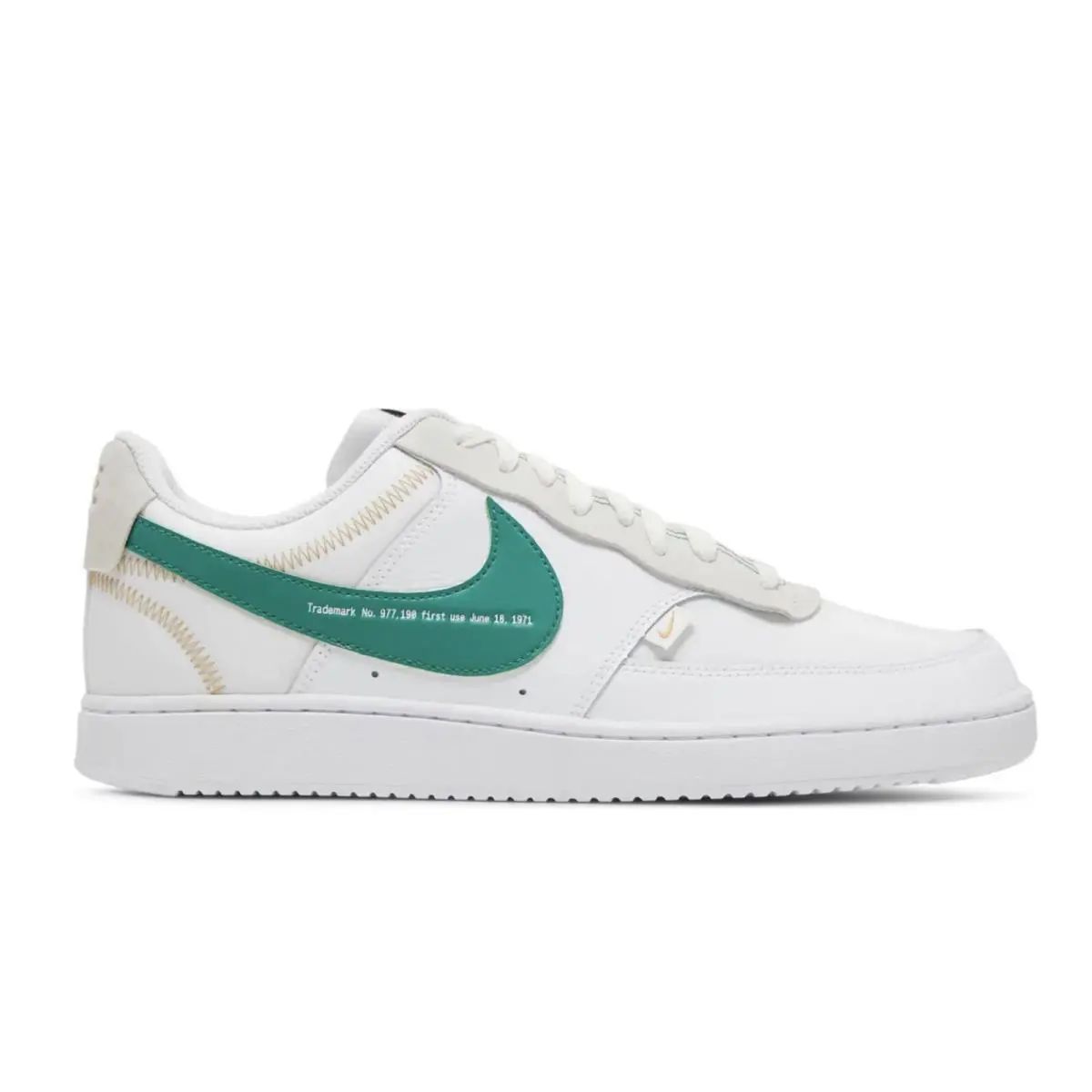 Nike shoes - NA - White with Green Swoosh 7