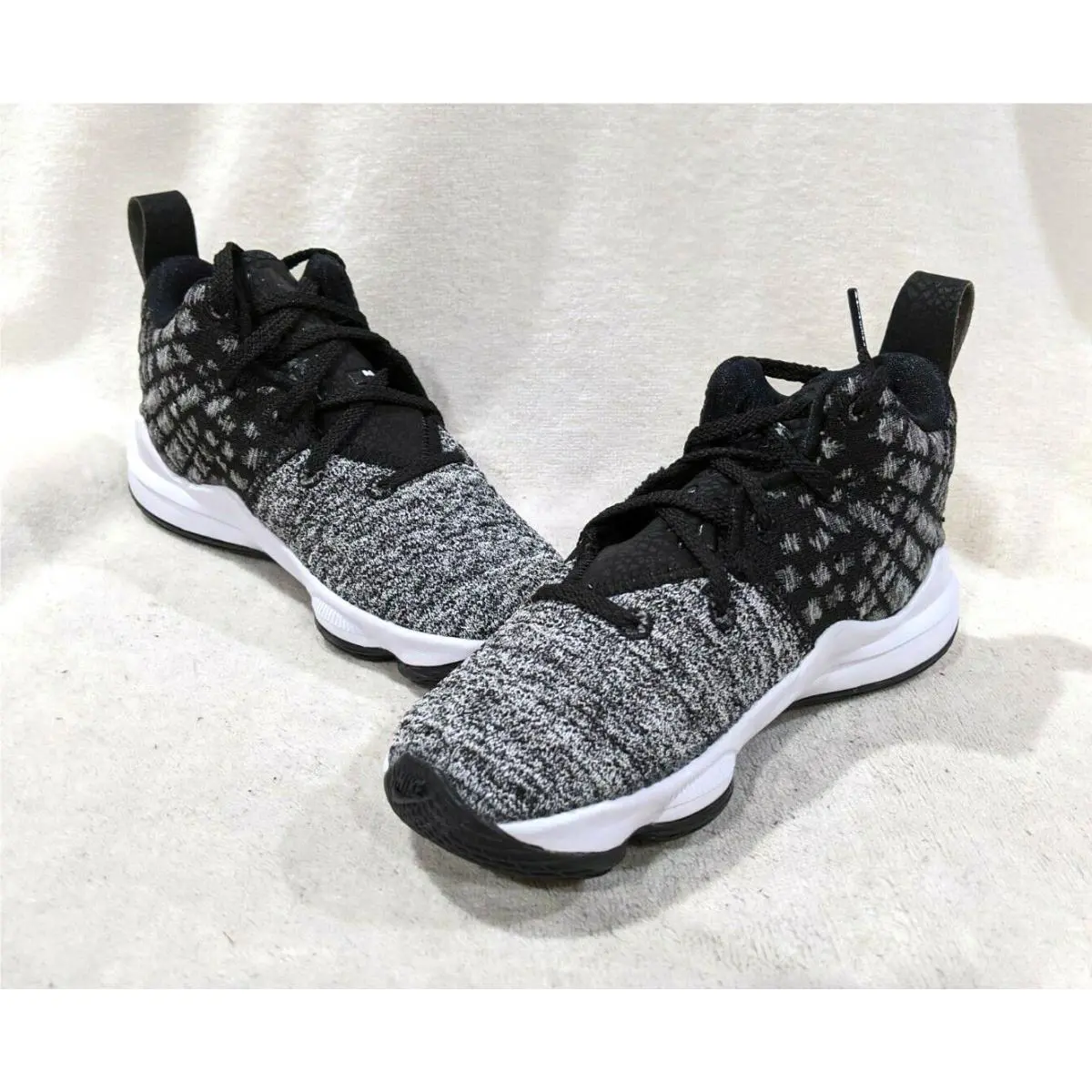 Nike shoes - Nike LeBron XVII - LeBron XVII - BQ5595-002 - Black/White 7