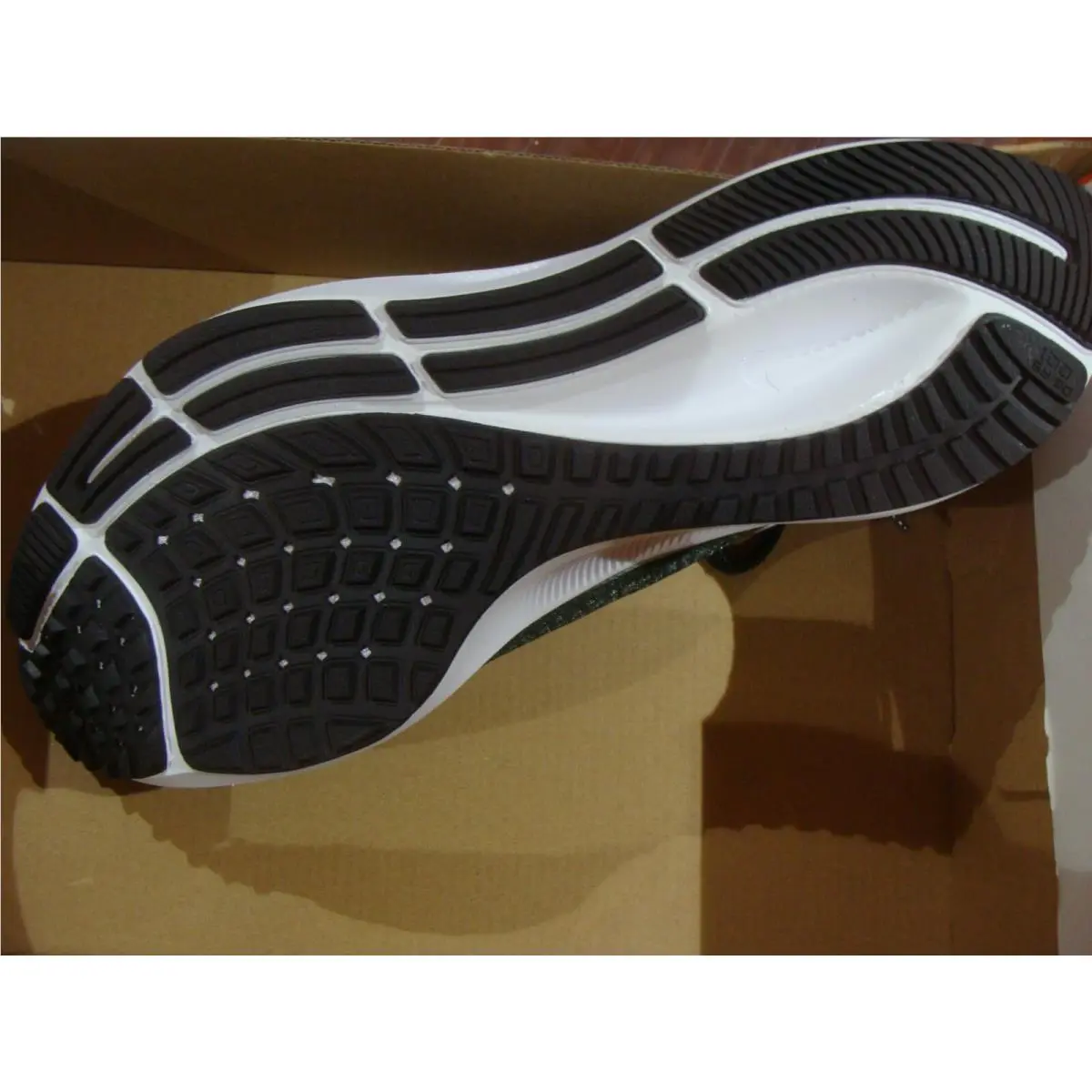 Nike shoes - PRO GREEN/WHITE BLACK 10