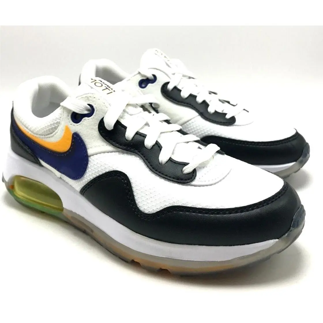 Nike shoes - Nike Air Max Motif - Air Max Motif - White 0