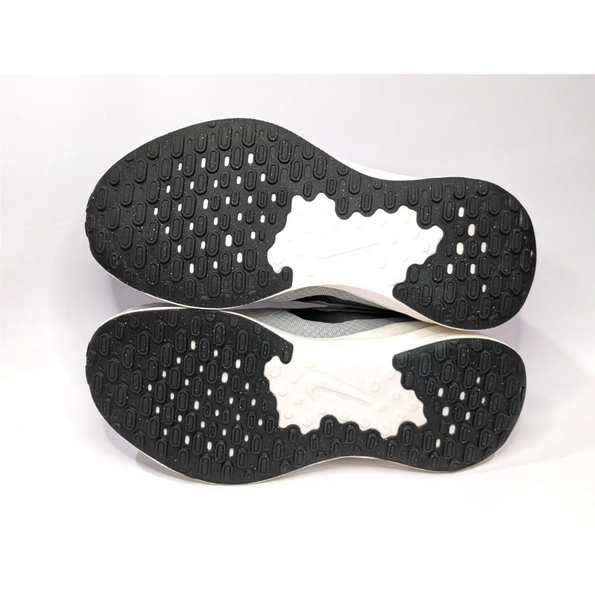 Nike shoes - Nike Revolution 7 - Revolution - FB8501-003 - Light Silver/Sequoia 7