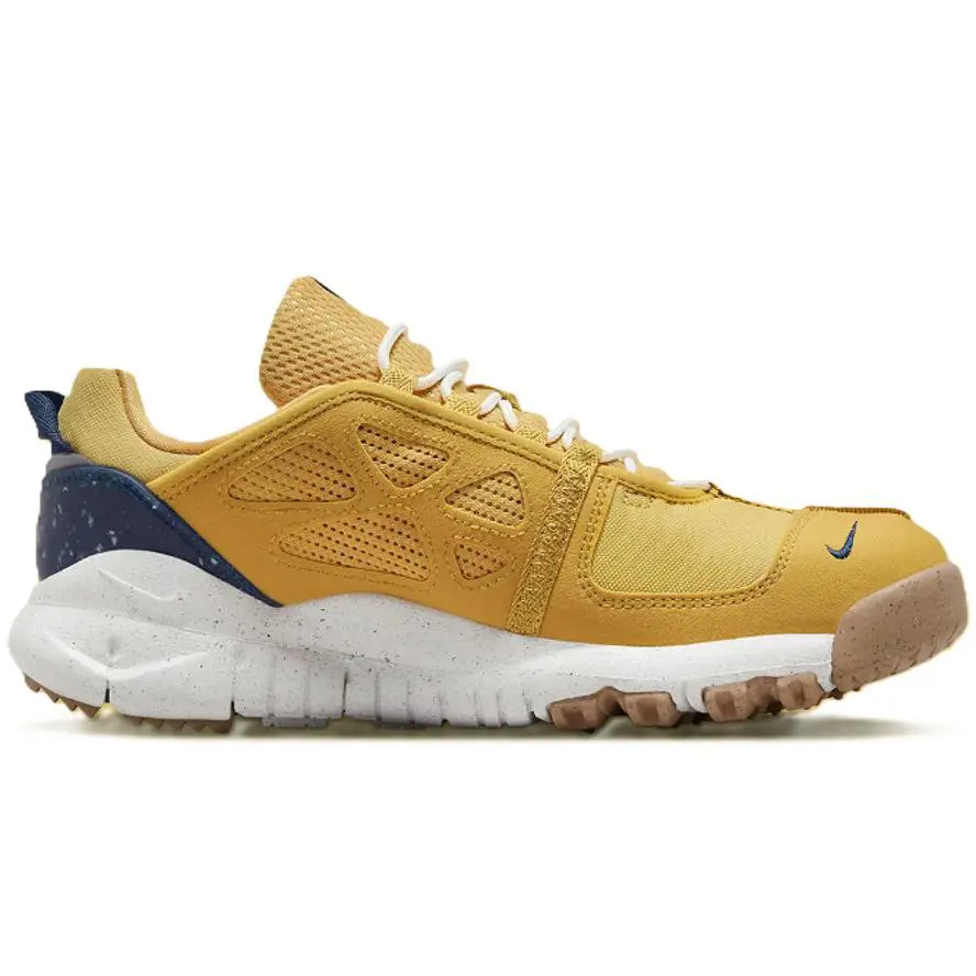Nike shoes - Nature Goldtone 1