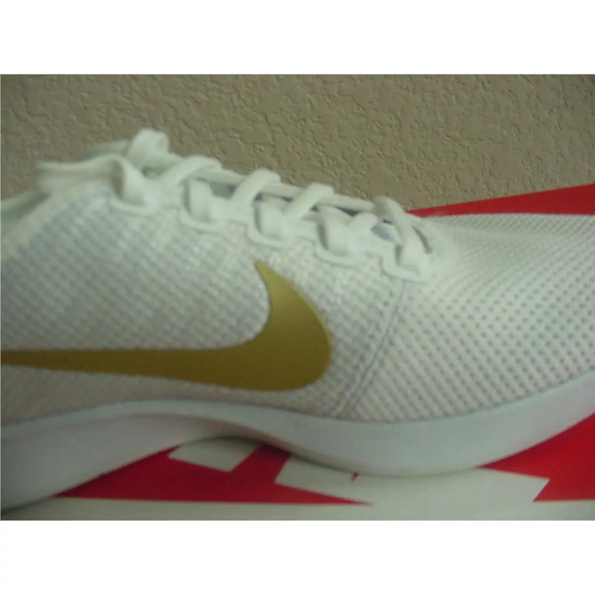 Nike shoes - SE - 940418-101 - White/Vast Grey/Metallic Gold 2
