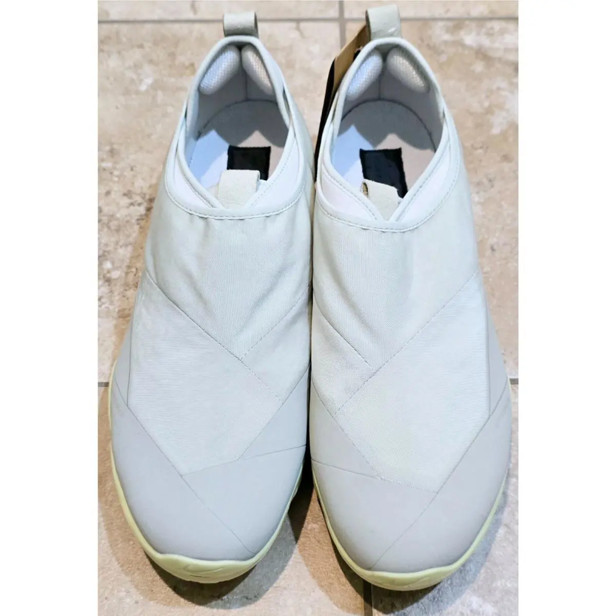Nike shoes - Nike Air VaporMax MOC - Air VaporMax MOC - DZ7273-100 - Light Stone 1