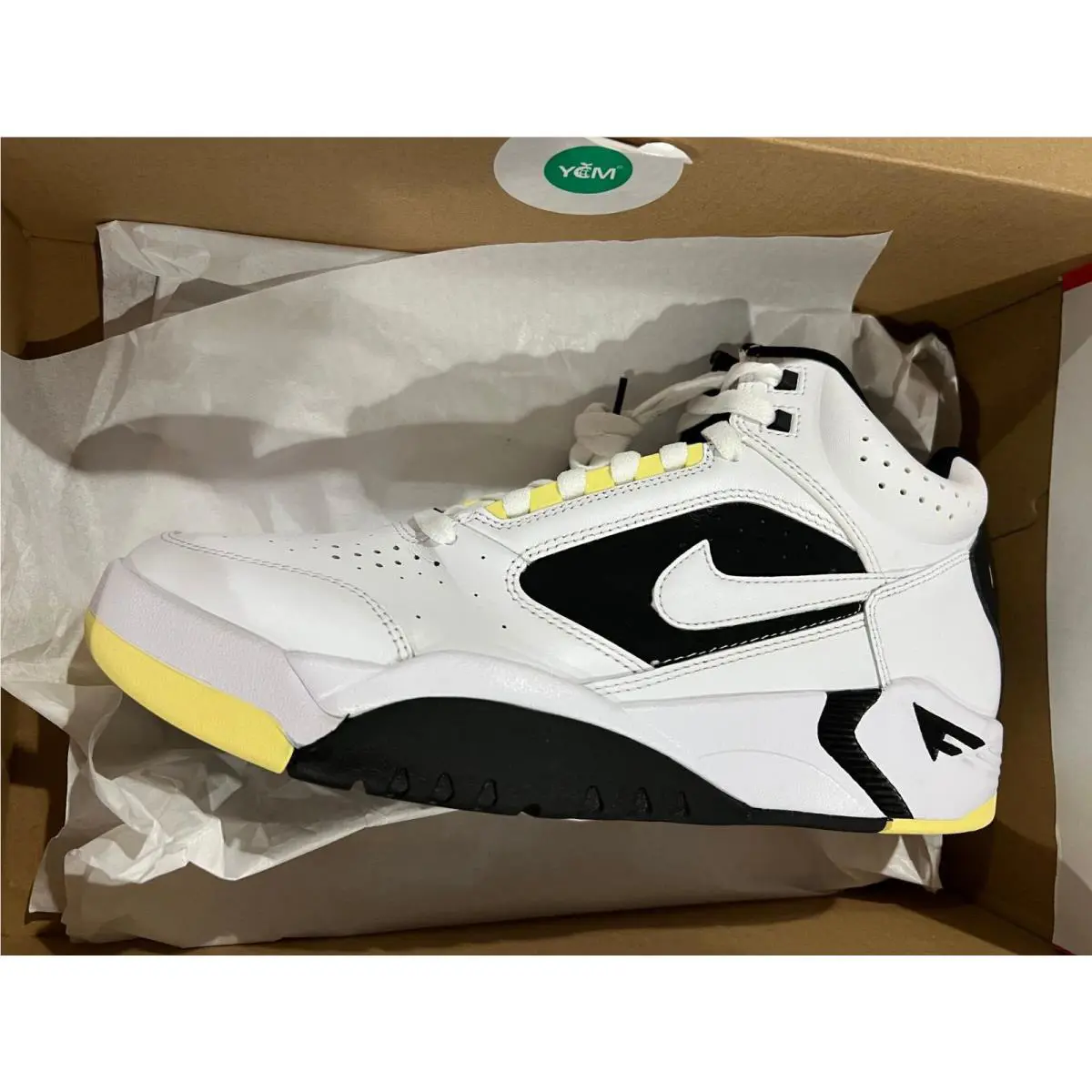 Nike shoes - DV0824 - DV0824 - White/White Lemon Black 3