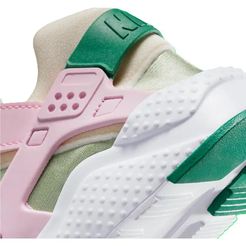 Nike shoes - Pink/Coconut Milk 4