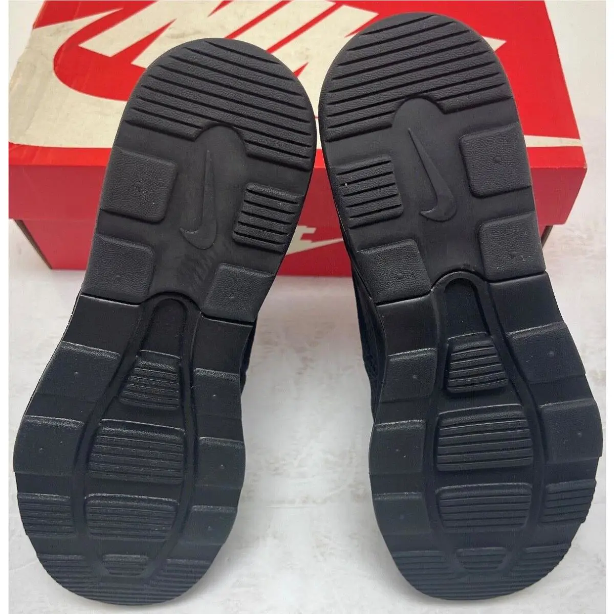 Nike shoes - Nike Air Max Motion 2 - A00266 004 - Black 2