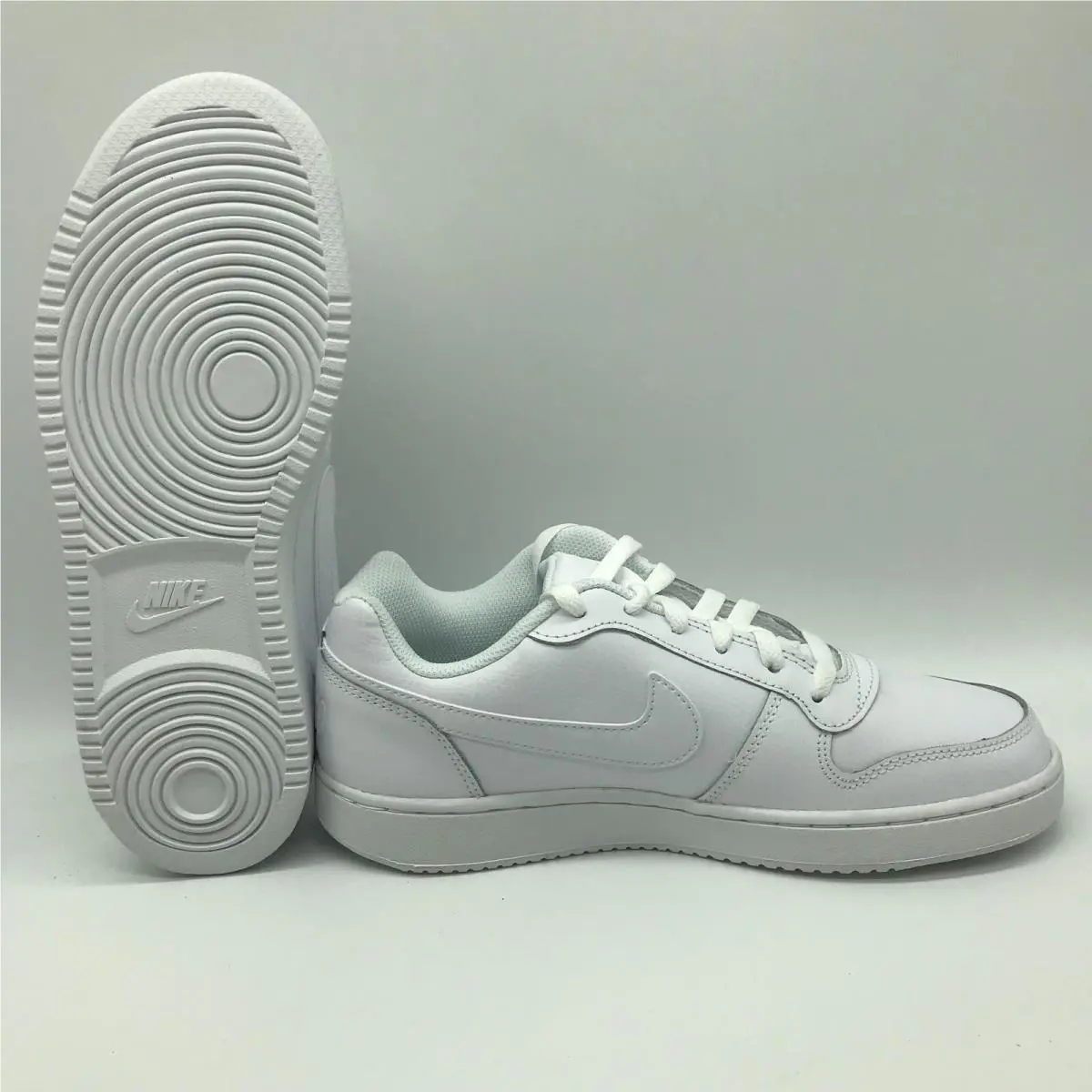 Nike shoes - White 0