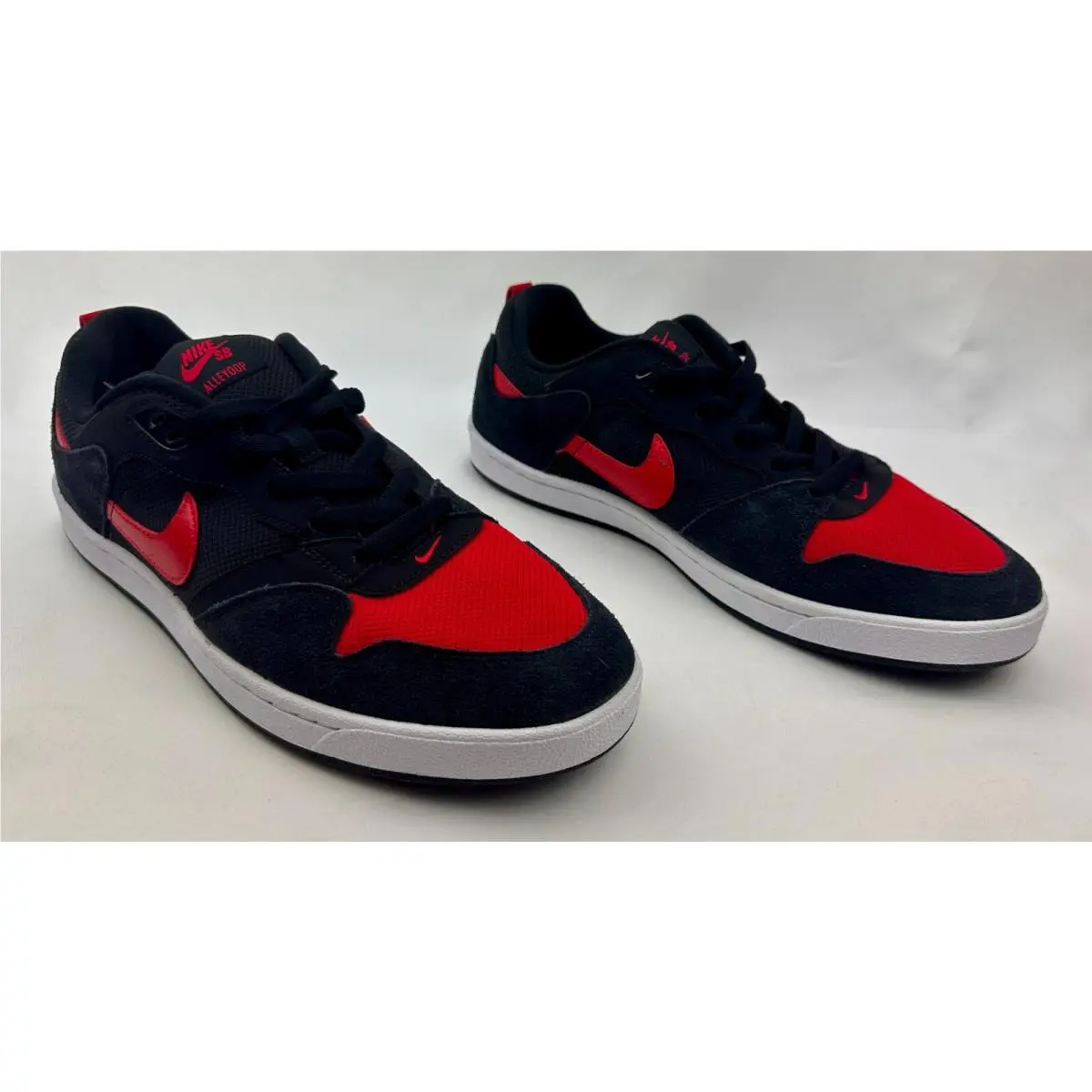 Nike shoes - Nike SB Alleyoop - Alleyoop - CJ0882-006 - black/university red 10