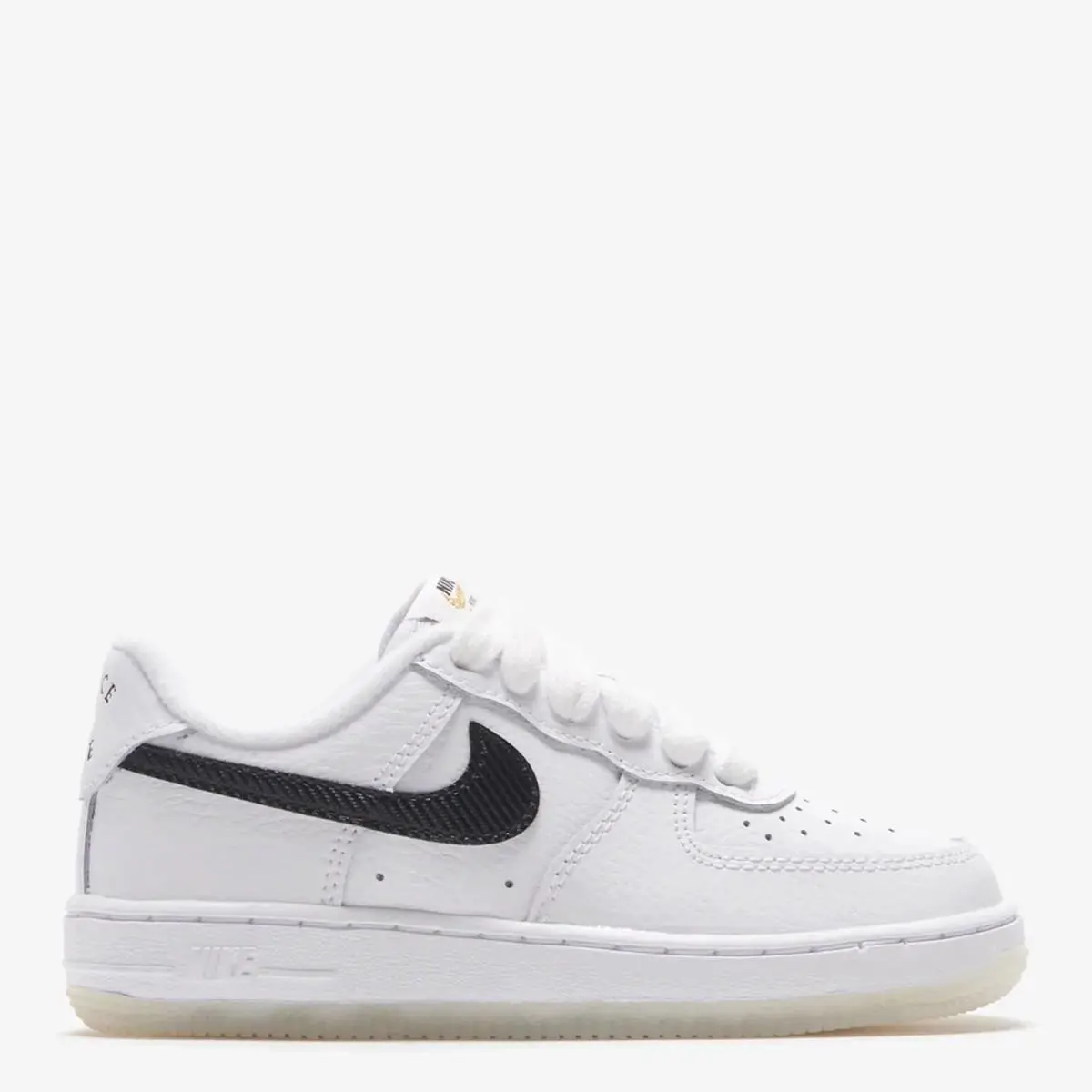 Nike shoes - White 2