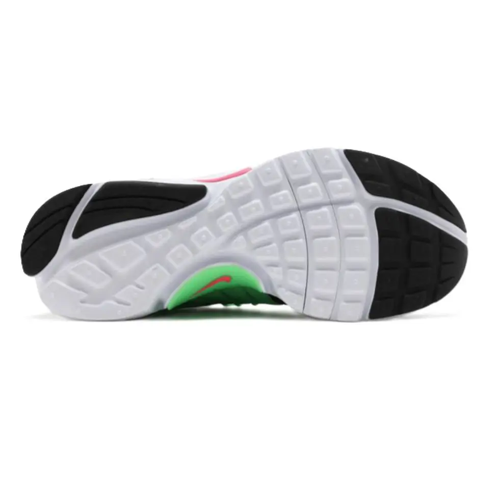 Nike shoes - Black/Green 6