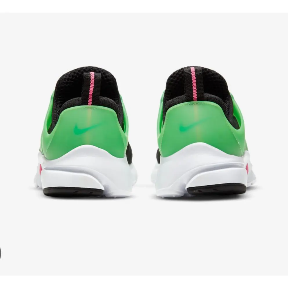 Nike shoes - Black/Green 13