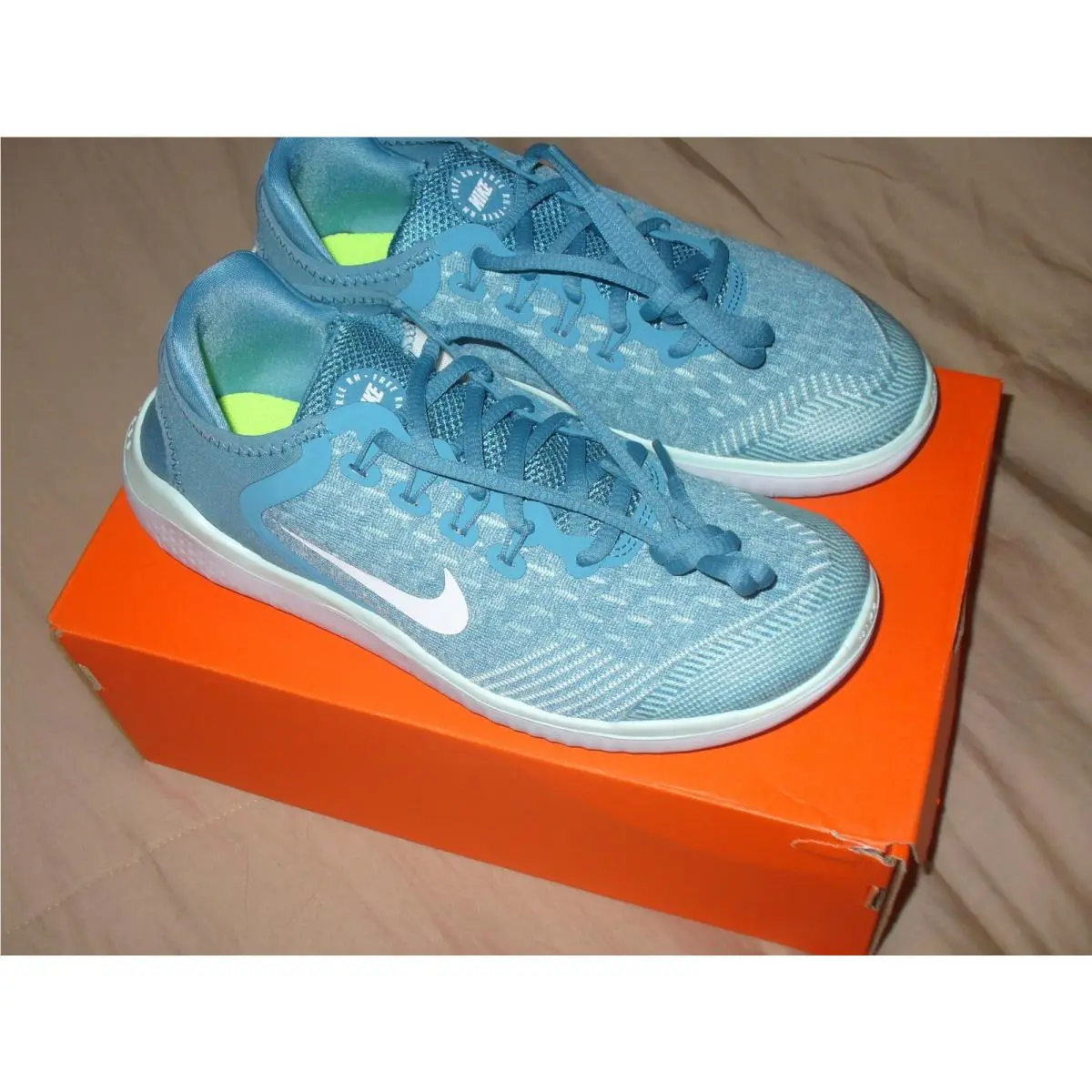 Nike shoes - FREE RN GS - FREE - AH3457-401 - Powder Blue/White 10