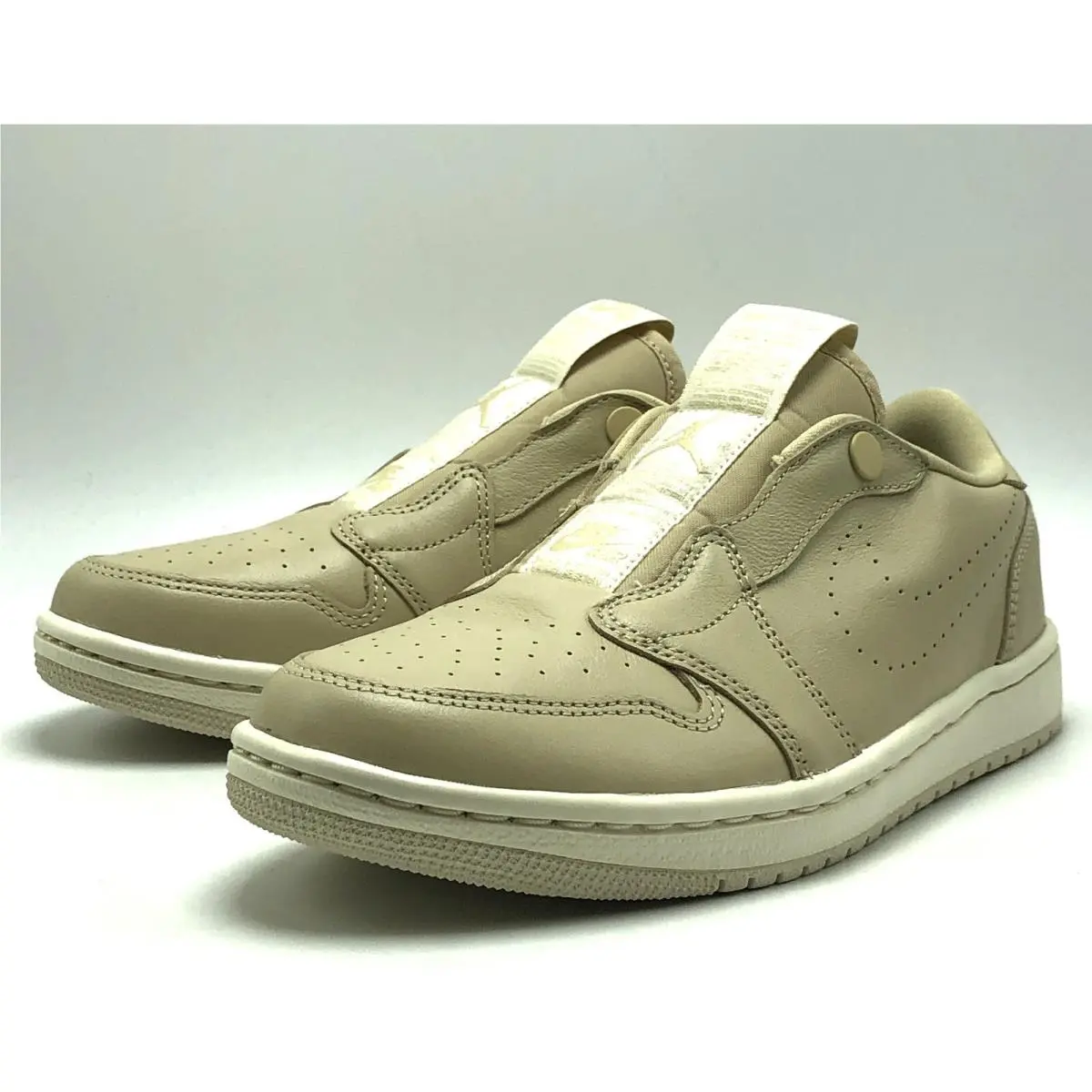 Nike shoes - Air Jordan 1 Low - Air Low - AV3918-200 - Ivory 1