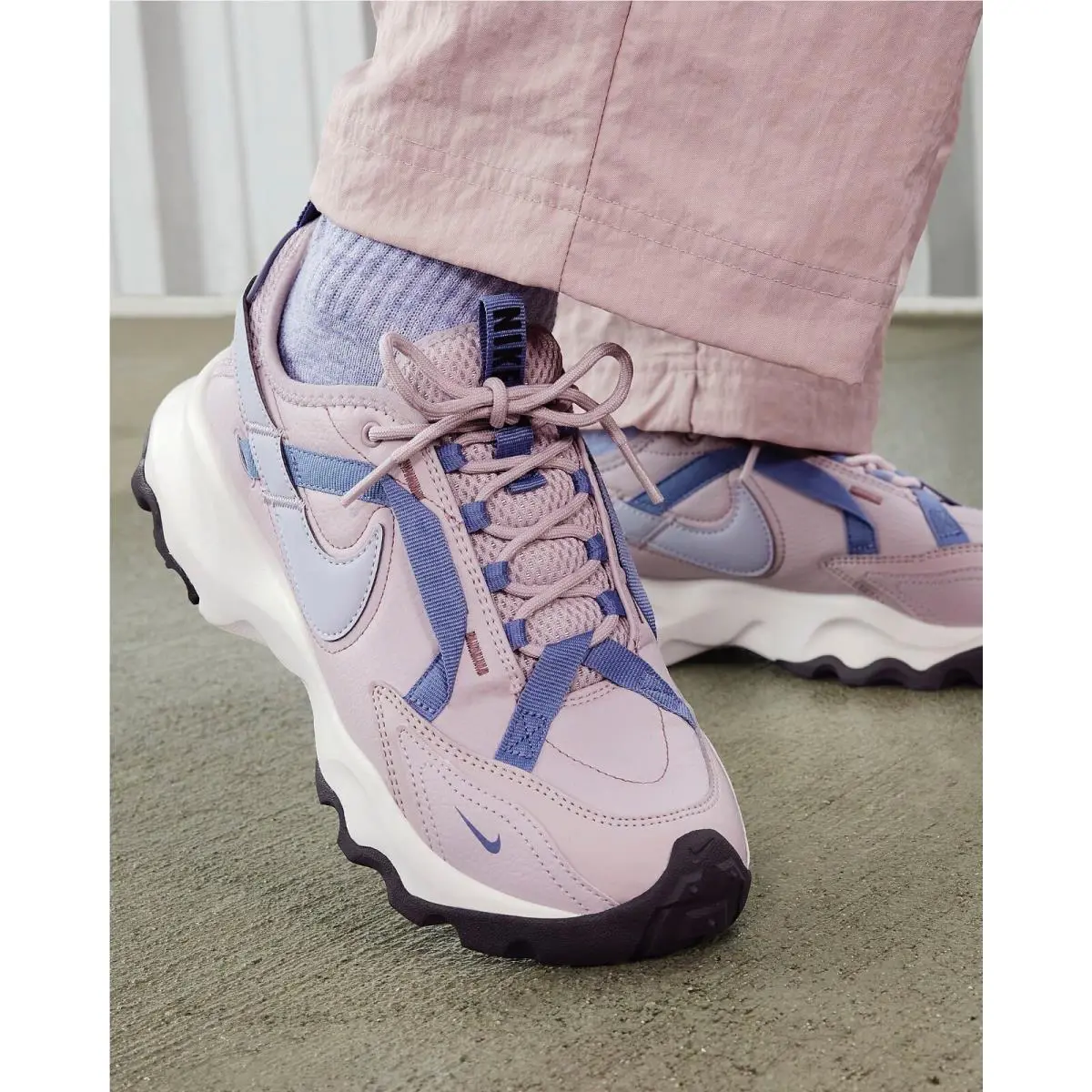 Nike shoes - Nike TC 7900 - DD9682-002 - Platinum Violet/Ashen Slate/Summit White/Football Grey 2