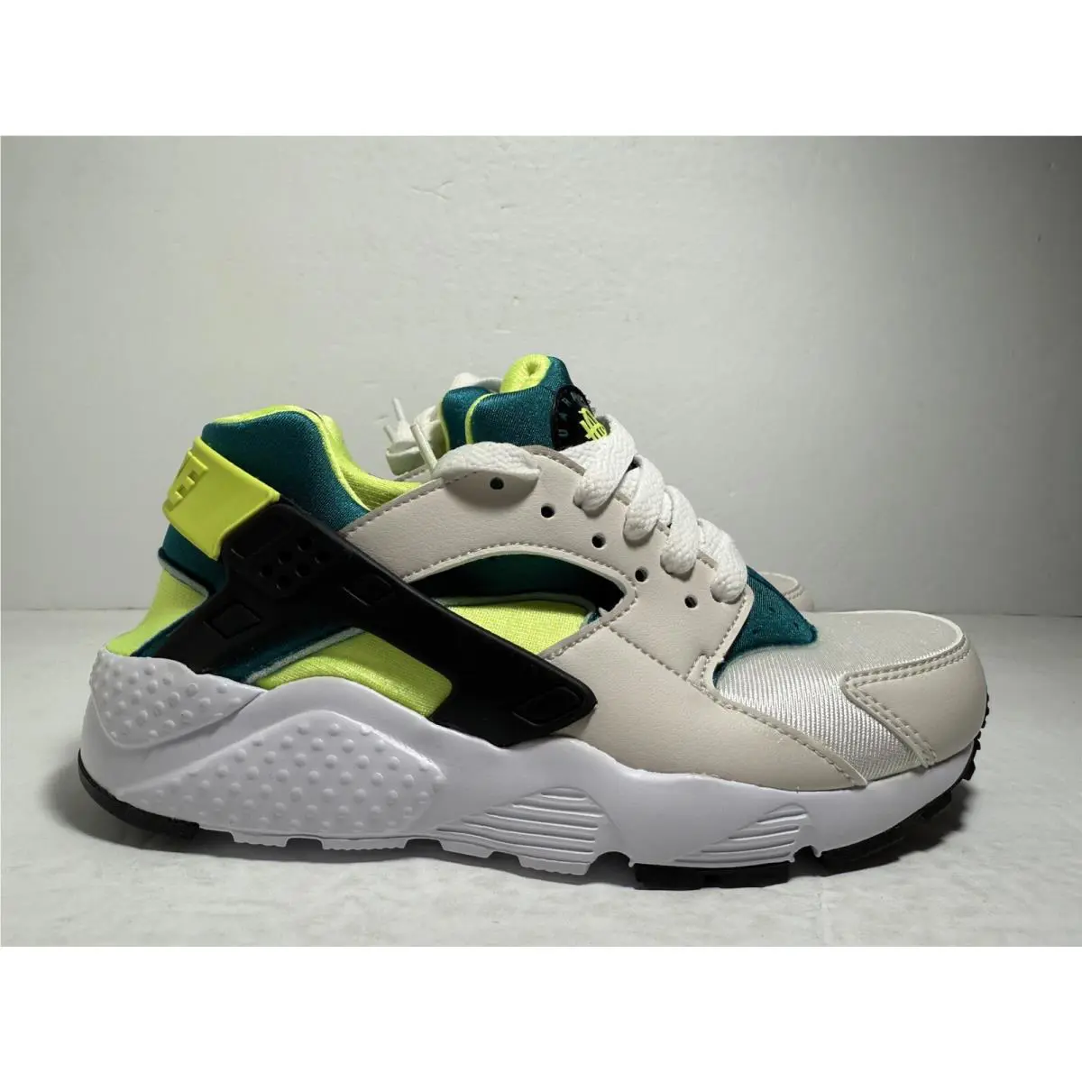 Nike shoes Huarache Run - Beige 5