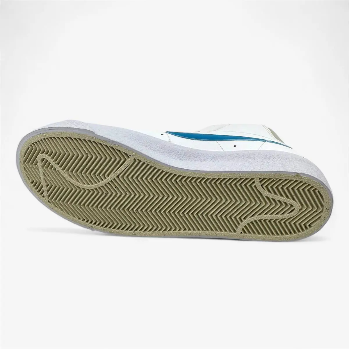 Nike shoes - Nike Blazer Mid 77 - Blazer Mid - DA4086 107 - White, Manufacturer: White Laser Blue Yellow Ochre 7