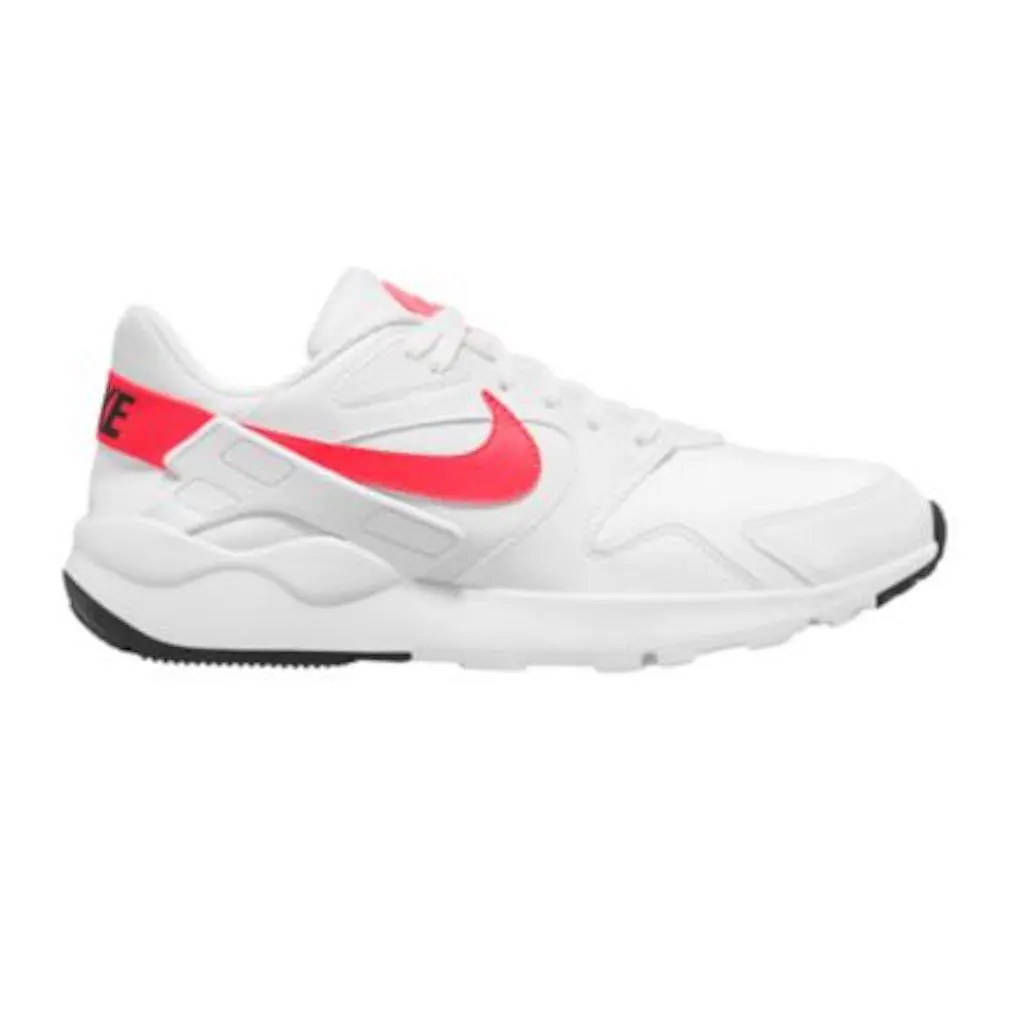 Nike shoes - White/flhcrn 7