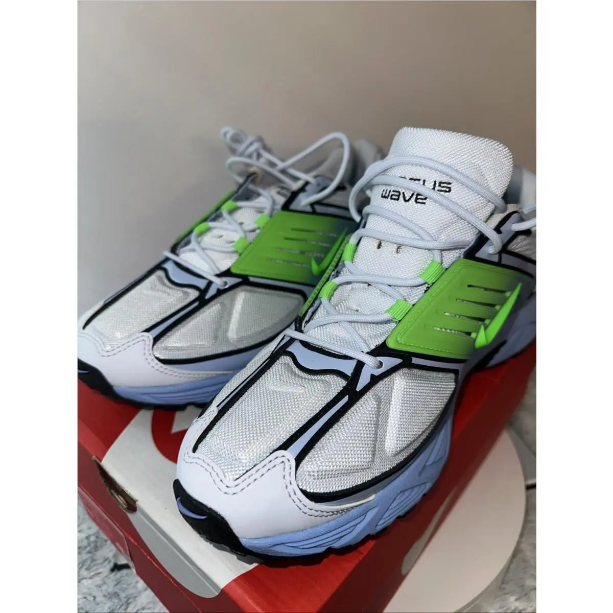 Air Pegasus Wave Men`s Size 11 Blue White Green Athletic Shoes IB0612-006 by Nike