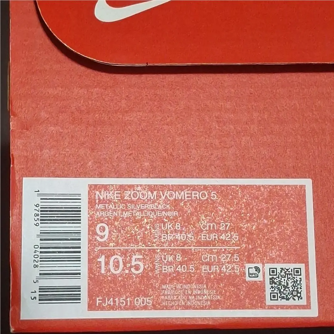 Nike shoes - Nike Air Zoom Vomero 5 - FJ4151-005 - Silver 12