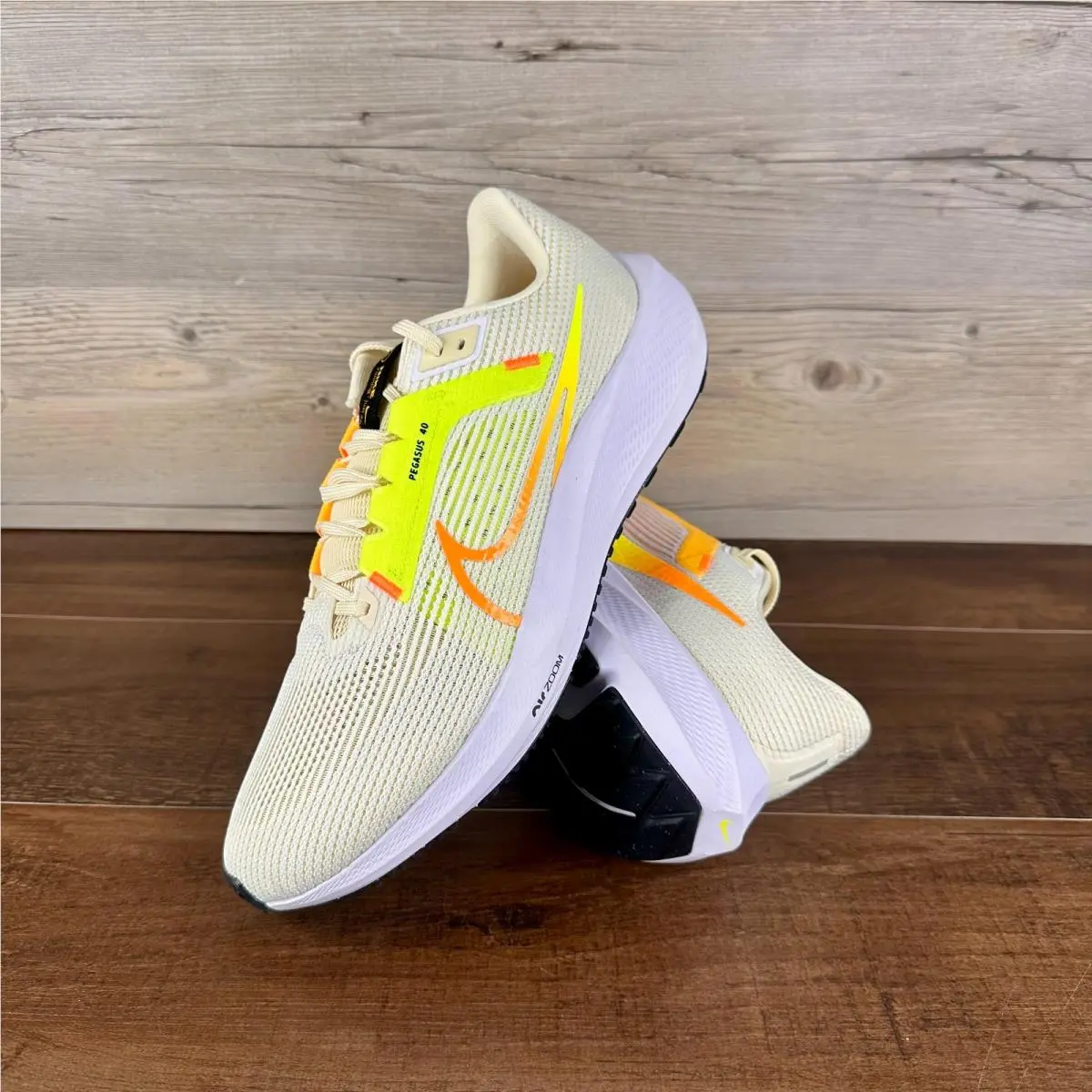 Nike Air Zoom Pegasus 40 Mens Size 12 Coconut Milk Lime DV3853 101