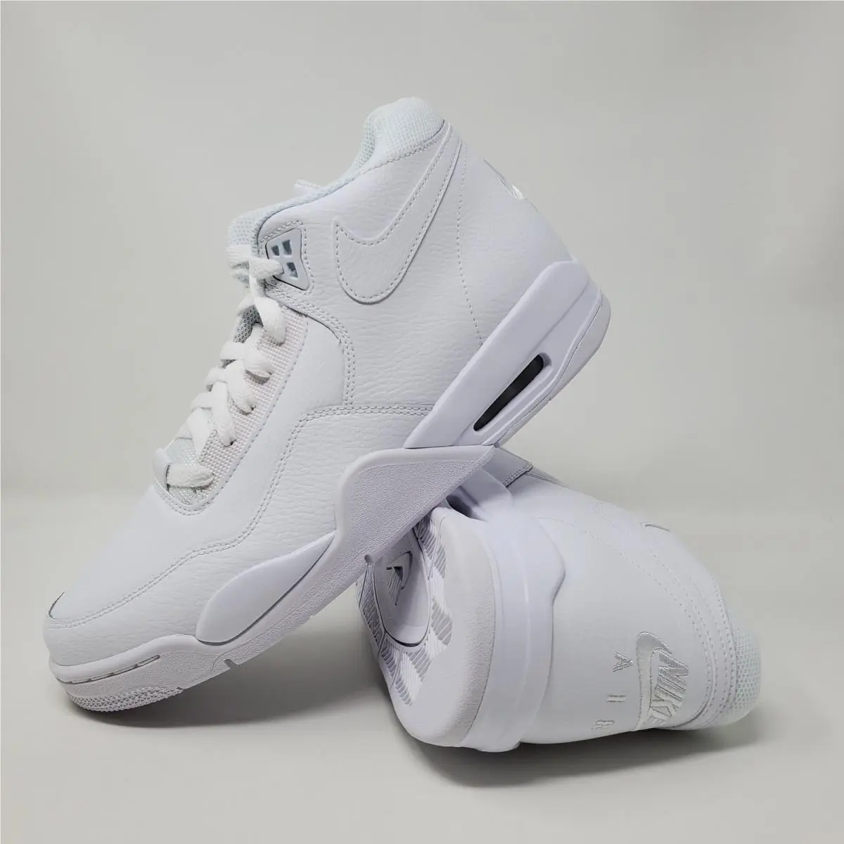 Nike Flight Legacy Triple White Mens Basketball BQ4212-101 Men`s Size 9.5