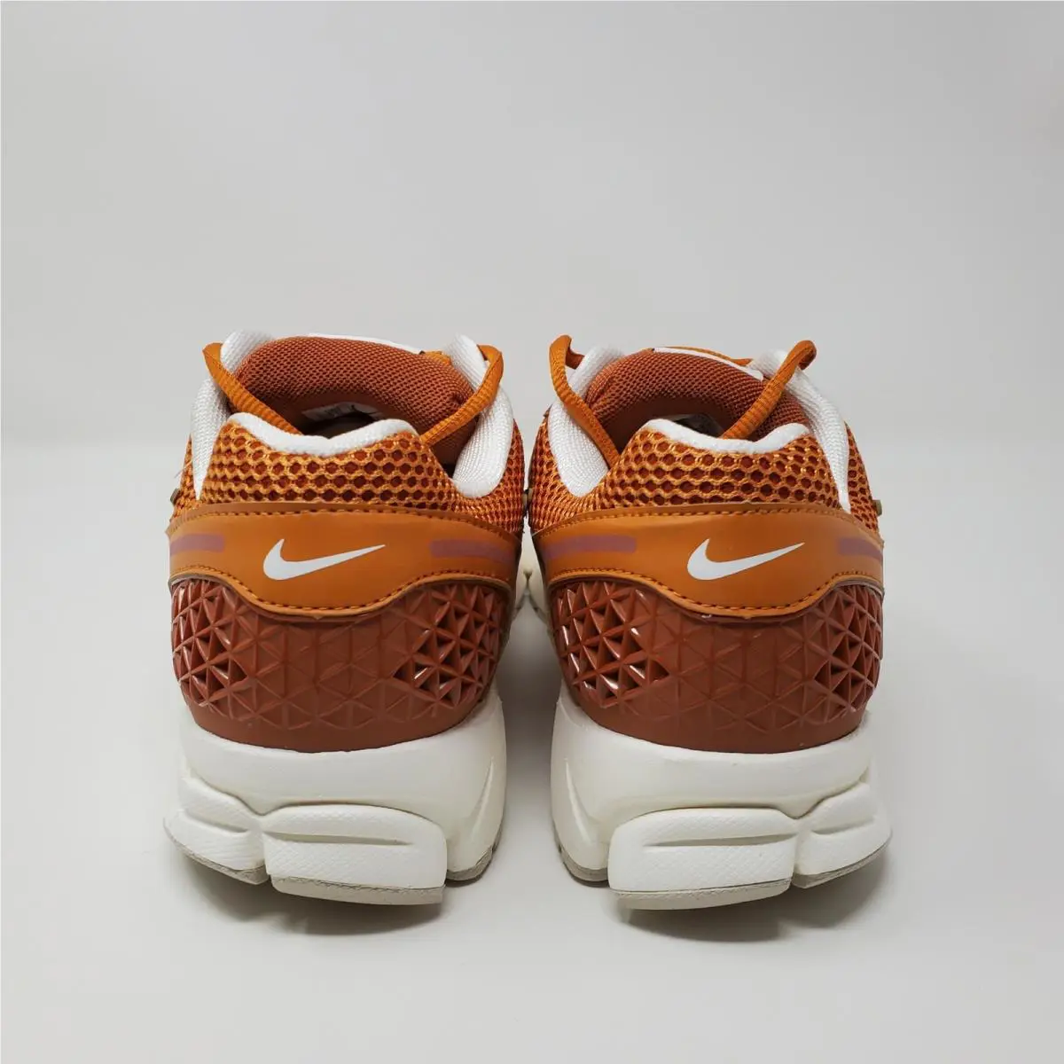 Nike shoes - Nike Zoom Vomero 5 - Zoom Vomero - HJ9123-815 - Brown 1