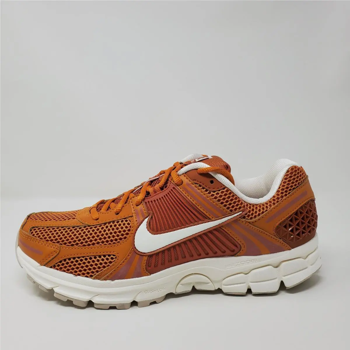 Nike shoes - Nike Zoom Vomero 5 - Zoom Vomero - HJ9123-815 - Brown 3