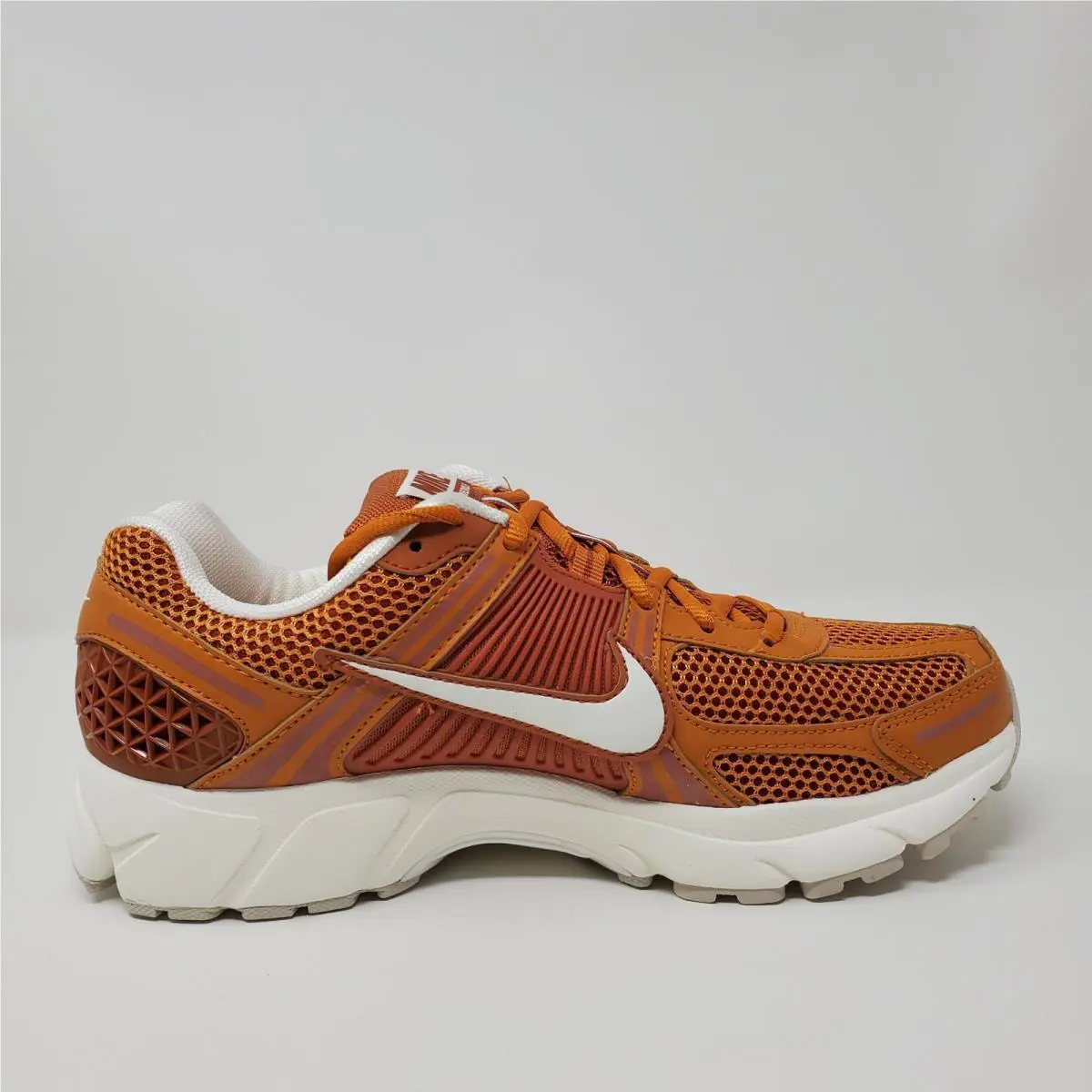 Nike shoes - Nike Zoom Vomero 5 - Zoom Vomero - HJ9123-815 - Brown 4